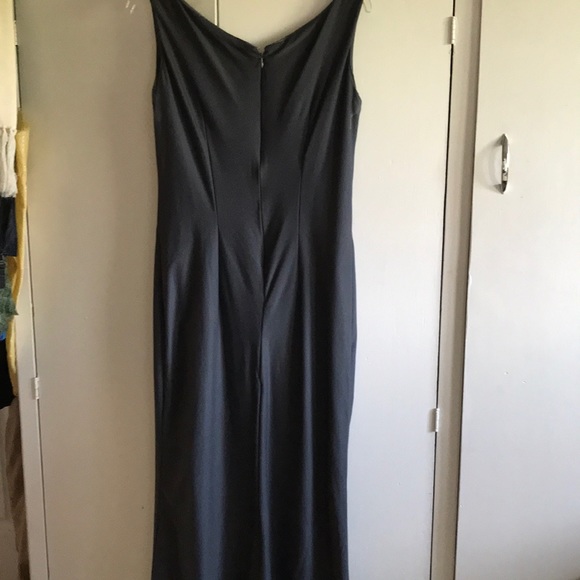 Long evening gown - Picture 3 of 3